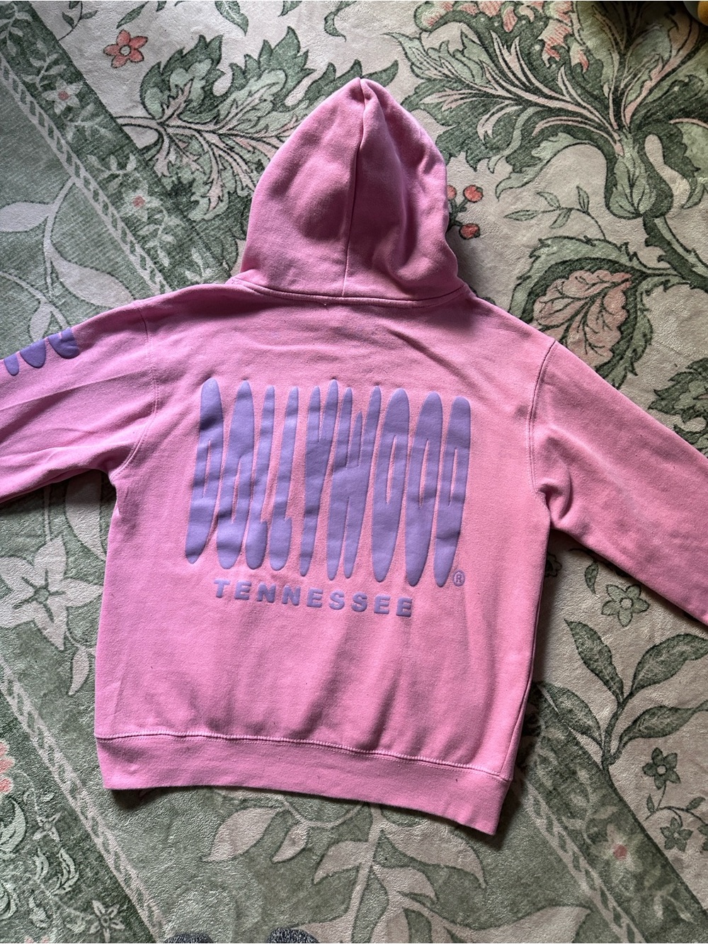 Pink Dollywood Pullover Hoodie with Lavender/Lilac Graphics Size Small - Picture 7 of 11